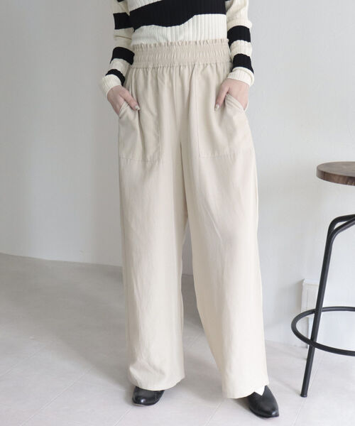 fredy emue(フレディエミュ)の「テンセルリネン イージーセミワイドパンツ【サイズ展開あり】(その他パンツ・レディース・ブラック/ベージュ/ブルー・38/36)」の14枚目の写真