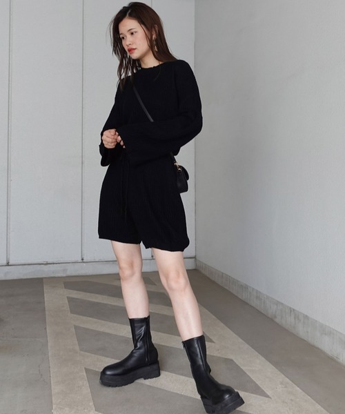 CORNERS(コーナーズ)の「ルーズニットロンパース(サロペット/オーバーオール・レディース・ブラック/ベージュ/ブラウン/カーキ・M)」の6枚目の写真