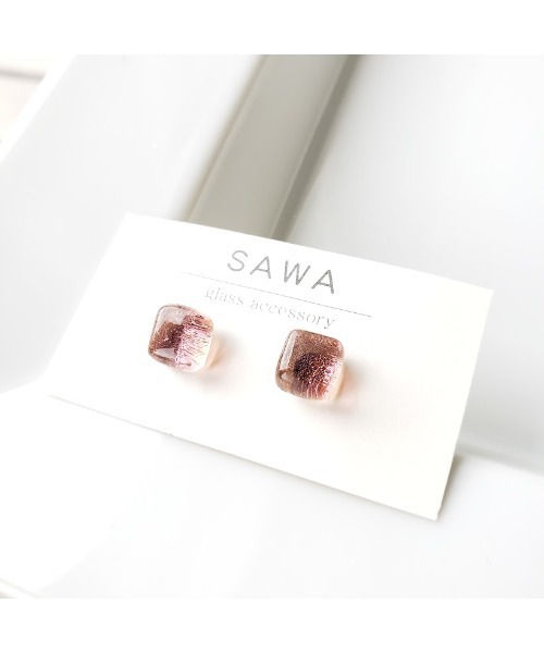 tone（トーン）の「【sawa】スクエアピアス(MA)（ピアス（両耳用）・レディース・パープル/グレー/ターコイズブルー/ブルー/ラベンダー/グリーン系その他/ライトグリーン/スカイブルー/その他/クリア/グリーン・FREE）」の9枚目の写真