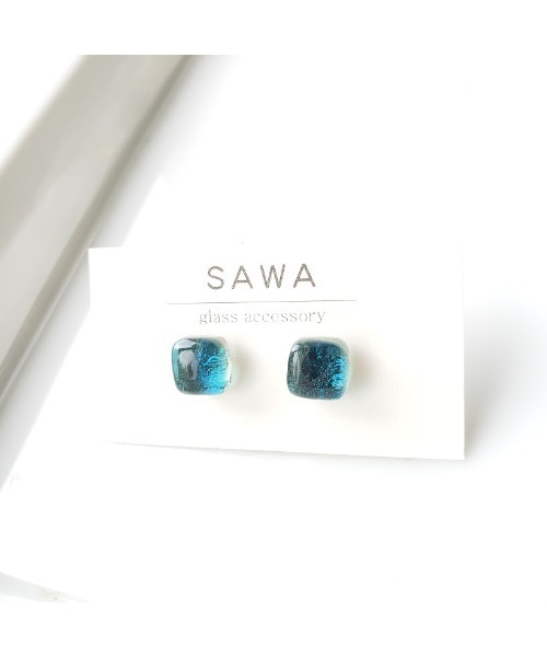tone（トーン）の「【sawa】スクエアピアス(MA)（ピアス（両耳用）・レディース・パープル/グレー/ターコイズブルー/ブルー/ラベンダー/グリーン系その他/ライトグリーン/スカイブルー/その他/クリア/グリーン・FREE）」の5枚目の写真