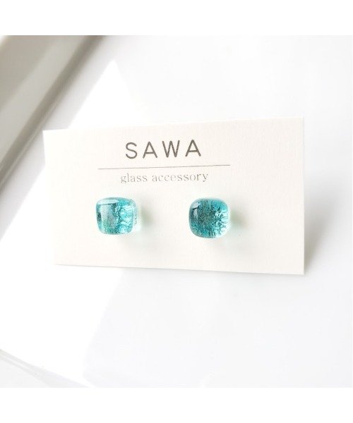 tone（トーン）の「【sawa】スクエアピアス(MA)（ピアス（両耳用）・レディース・パープル/グレー/ターコイズブルー/ブルー/ラベンダー/グリーン系その他/ライトグリーン/スカイブルー/その他/クリア/グリーン・FREE）」の7枚目の写真