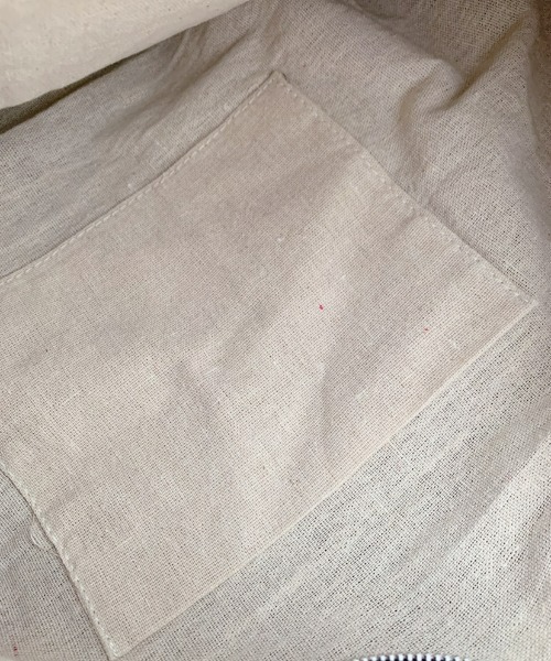 EDIT Gris（エディットグリ）の「ナイロンクーリエバッグ（ショルダーバッグ・レディース・オフホワイト/ブラック・FREE）」の5枚目の写真