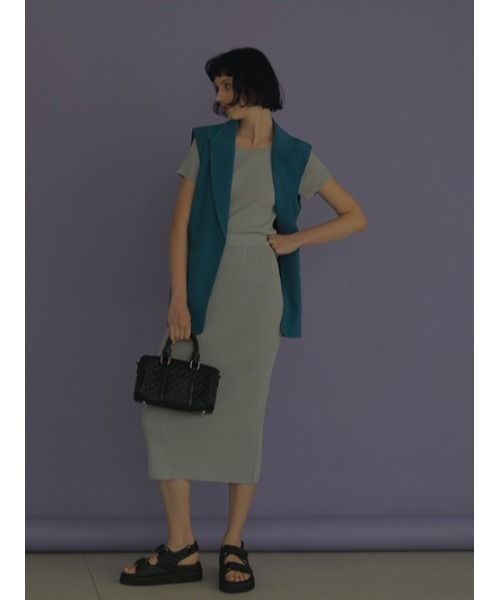 AMAIL（アマイル）の「Bulky water vest（ベスト・レディース・ブラウン/ブルー・FREE）」の7枚目の写真