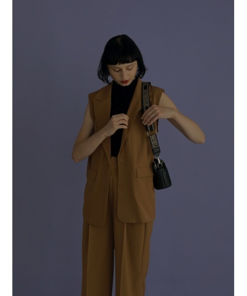 AMAIL（アマイル）の「Bulky water vest（ベスト・レディース・ブラウン/ブルー・FREE）」の11枚目の写真