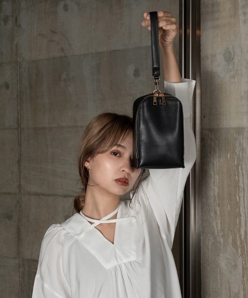 Amiur(エミレ)の「v neck long vest(ベスト・レディース・ブラック/アイボリー・S/M)」の10枚目の写真