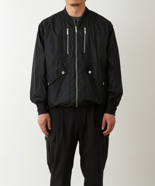 WHITE MOUNTAINEERING（ホワイトマウンテニアリング）の「NYLON LIGHT MA-1（MA-1・メンズ・ブラック・1/2/0）」の3枚目の写真