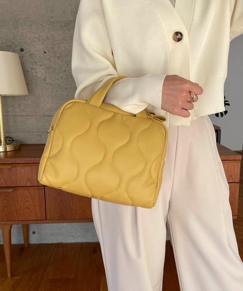 CAPRICIEUX LE'MAGE(カプリシューレマージュ)の「キルト2WAYボストンバッグ(ボストンバッグ・レディース・ブラック/イエロー/アイボリー・FREE)」の11枚目の写真