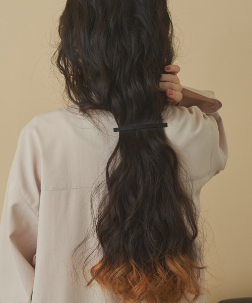 Libra Cue（リブラ キュー）の「グログランリボンバーバレッタ（バレッタ/ヘアクリップ・レディース・ブラック/ベージュ・FREE）」の2枚目の写真