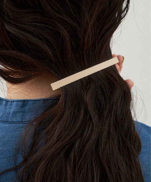 Libra Cue（リブラ キュー）の「グログランリボンバーバレッタ（バレッタ/ヘアクリップ・レディース・ブラック/ベージュ・FREE）」の9枚目の写真