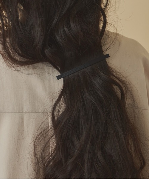 Libra Cue（リブラ キュー）の「グログランリボンバーバレッタ（バレッタ/ヘアクリップ・レディース・ブラック/ベージュ・FREE）」の5枚目の写真