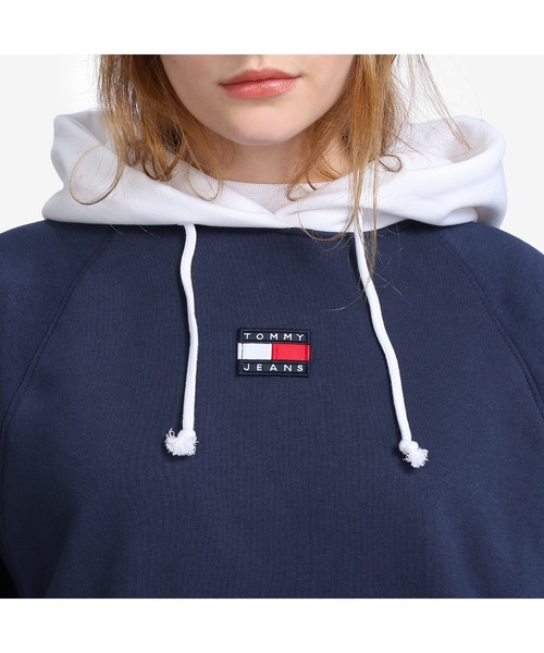 tommy jeans(トミー ジーンズ)の「オーセンティックリラックスパーカー(パーカー・レディース・ネイビー/グリーン・SMALL/MEDIUM/LARGE/X-SMALL)」の4枚目の写真