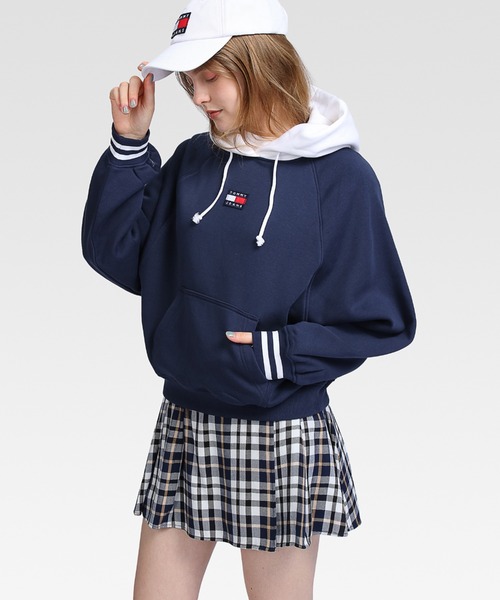 tommy jeans(トミー ジーンズ)の「オーセンティックリラックスパーカー(パーカー・レディース・ネイビー/グリーン・SMALL/MEDIUM/LARGE/X-SMALL)」の16枚目の写真