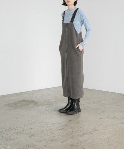 yuw(ユウ)の「フリースジャンバースカート 170774(ジャンパースカート・レディース・ブラック/グレー・FREE)」の2枚目の写真