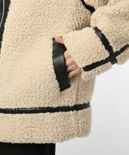 tk.TAKEO KIKUCHI（ティーケータケオキクチ）の「◆B-3カーリーボアブルゾン（ブルゾン・メンズ・ブラック/ライトベージュ・02/03/66）」の12枚目の写真