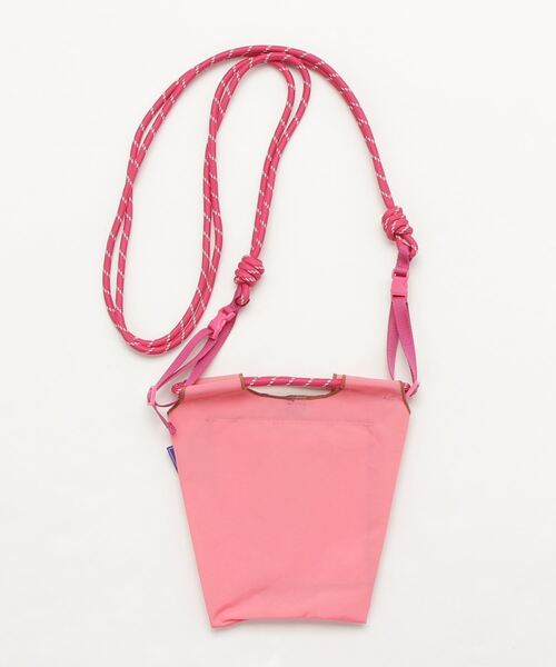 Ball&Chain（ボールアンドチェーン）の「[BALL&CHAIN/ボールアンドチェーン] DELICIOUS 刺繍デザインナイロンバッグ スモールサイズ（ショルダーバッグ・レディース・ピンク・S）」の5枚目の写真
