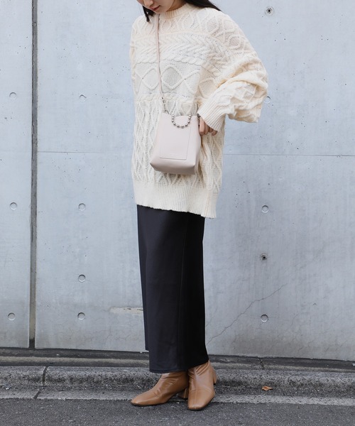 ALTROSE（アルトローズ）の「【ALTROSE】160296 ベル2WAYショルダー 2WAYミニショルダーバッグ 巾着バッグ（ショルダーバッグ・レディース・ベージュ/キャメル/ブラック/アイボリー・FREE）」の13枚目の写真