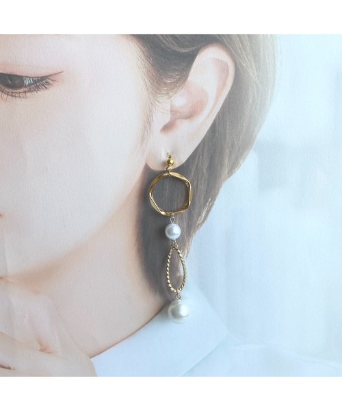tone（トーン）の「【-lensa-】パールビーズでイマドキピアス(MA)（ピアス（両耳用）・レディース・ゴールド・FREE）」の5枚目の写真