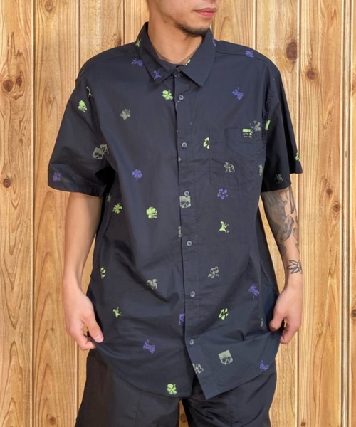 BILLABONG(ビラボン)の「BILLABONG/ビラボン 柄シャツ/総柄 サマーシャツ/半袖シャツ BD011-120(シャツ/ブラウス・メンズ・ホワイト×ブルー/ブラック×ブルー/ネイビー・M/L)」の3枚目の写真