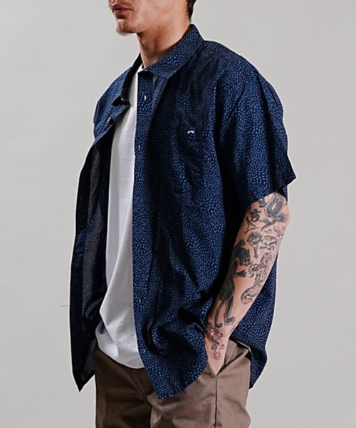 BILLABONG(ビラボン)の「BILLABONG/ビラボン 柄シャツ/総柄 サマーシャツ/半袖シャツ BD011-120(シャツ/ブラウス・メンズ・ホワイト×ブルー/ブラック×ブルー/ネイビー・M/L)」の20枚目の写真