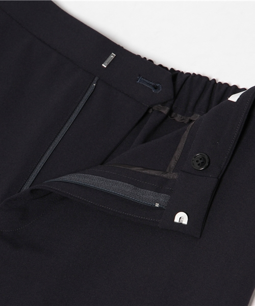 MID by MIDWEST(ミッド バイ ミッドウエスト)の「MID by MIDWEST クロップドワイドパンツ(その他パンツ・レディース・ブラック/ネイビー・1/2)」の5枚目の写真