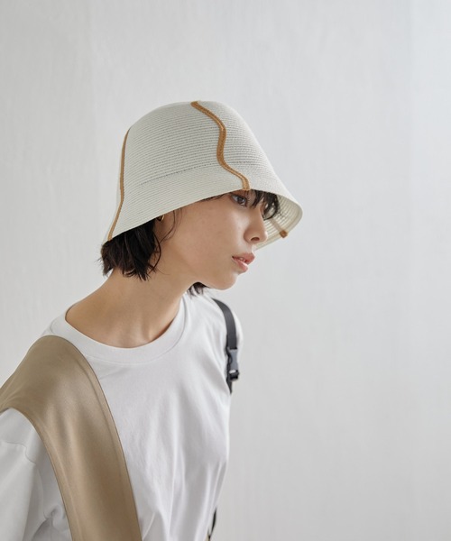 ear PAPILLONNER（イアパピヨネ）の「【SUM1 STYLE（スミスタイル）】ラインバケットハット（ハット・レディース・ブラック/ホワイト・FREE）」の2枚目の写真