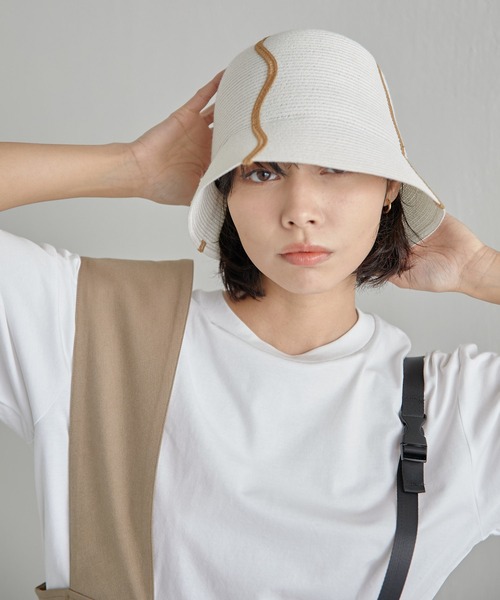 ear PAPILLONNER（イアパピヨネ）の「【SUM1 STYLE（スミスタイル）】ラインバケットハット（ハット・レディース・ブラック/ホワイト・FREE）」の18枚目の写真
