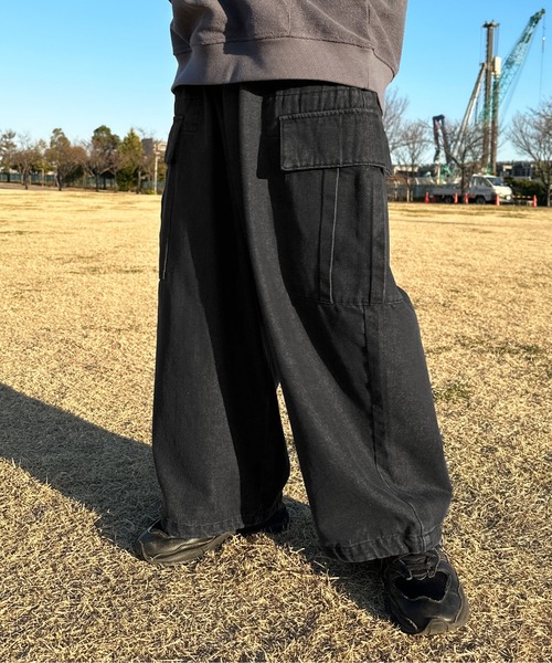 sedacle(セダクル)の「スーパーワイドデニム(カーゴパンツ・メンズ・ブラック/インディゴブルー・SMALL/MEDIUM/LARGE)」の19枚目の写真