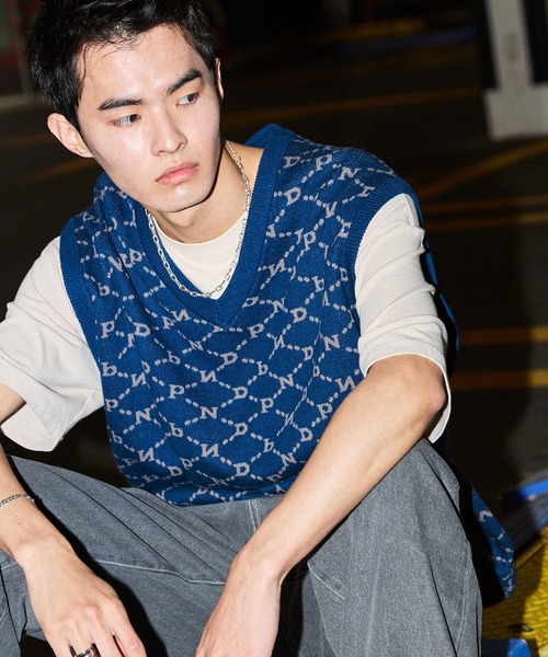 NYUDROP(ニュードロップ)の「【NYUDROP】MONOGRAM KNIT VEST / モノグラムニットベスト(ベスト・メンズ・ベージュ/イエロー/ダークブルー/ブラック・L/XL/M)」の14枚目の写真