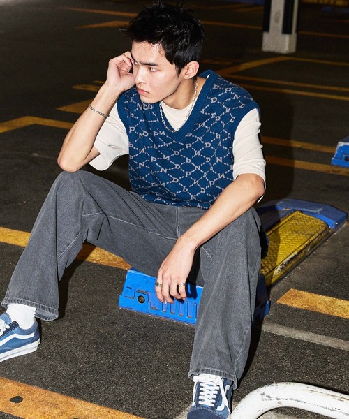 NYUDROP(ニュードロップ)の「【NYUDROP】MONOGRAM KNIT VEST / モノグラムニットベスト(ベスト・メンズ・ベージュ/イエロー/ダークブルー/ブラック・L/XL/M)」の19枚目の写真