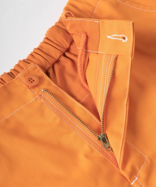 UNIVERSAL OVERALL（ユニバーサルオーバーオール）の「【UNIVERSAL OVERALL/ユニバーサルオーバーオール】ワイドシルエット TCツイル WORKER'S PANTS(ワーカーズパンツ)/チノパンツ/イージーパンツ（チノパンツ・メンズ・ブルー/ブラック/ネイビー/ベージュ/オレンジ/レッド・FREE）」の19枚目の写真