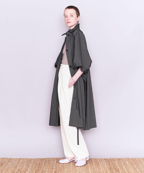 AEWEN MATOPH（イウエン マトフ）の「＜AEWEN MATOPH＞N シャンブレー ポンチョコート（ポンチョ・レディース・ダークグレー/オリーブ・FREE）」の12枚目の写真