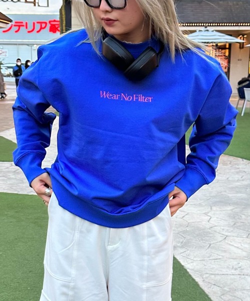 FOREVER 21（フォーエバー トゥエンティーワン）の「Wear No Filter ビッグスウェット（スウェット・レディース・グリーン系その他/ブルー/ブラック/ピンク系その他/ホワイト・FREE）」の5枚目の写真