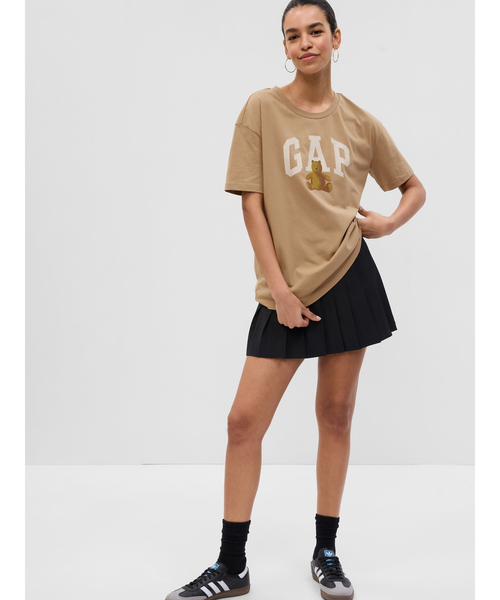 GAP（ギャップ）の「GAPアーチロゴ Tシャツ（Tシャツ/カットソー・レディース・ブラック/ホワイト/ベージュ/ネイビー・S/L/XS/M/XXS/XL）」の5枚目の写真