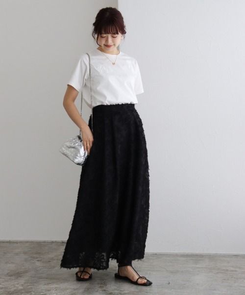 Pierrot(ピエロ)の「シルケット刺繍Tシャツ(Tシャツ/カットソー・レディース・ホワイト×ホワイト/ブラック×ブラック/ホワイト×ネイビー/ネイビー×ホワイト・M/L)」の13枚目の写真