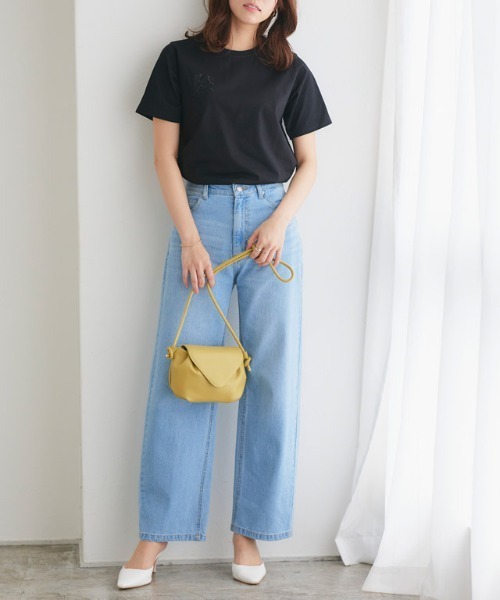 Pierrot(ピエロ)の「シルケット刺繍Tシャツ(Tシャツ/カットソー・レディース・ホワイト×ホワイト/ブラック×ブラック/ホワイト×ネイビー/ネイビー×ホワイト・M/L)」の17枚目の写真