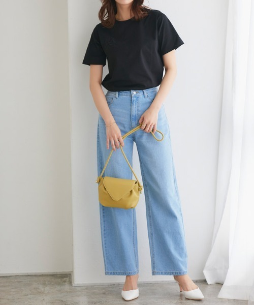 Pierrot(ピエロ)の「シルケット刺繍Tシャツ(Tシャツ/カットソー・レディース・ホワイト×ホワイト/ブラック×ブラック/ホワイト×ネイビー/ネイビー×ホワイト・M/L)」の22枚目の写真