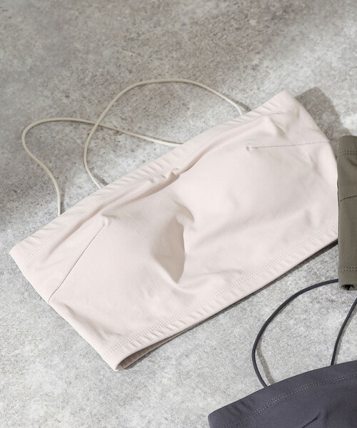 SLOBE IENA（スローブイエナ）の「ストラップ付きベアトップ（チューブトップ・レディース・ベージュ/カーキ/チャコールグレー・FREE）」の3枚目の写真