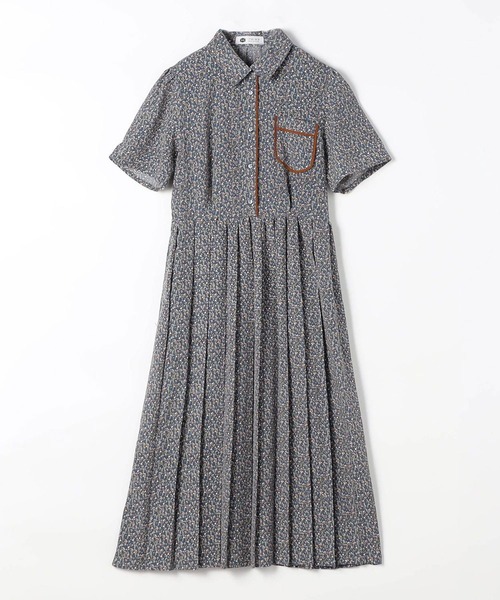 179/WG(イチナナキュウダブルジー)の「小花柄ロングプリーツワンピース(ワンピース・レディース・ブラック/ブルー/オフホワイト・MEDIUM)」の8枚目の写真
