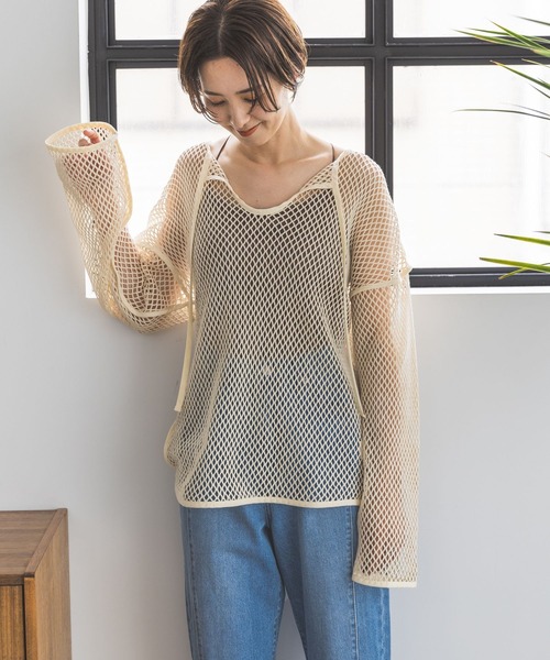 LEPSIM(レプシィム)の「パイピングメッシュプルオーバー 704334(Tシャツ/カットソー・レディース・ブラック/アイボリー・FREE)」の2枚目の写真