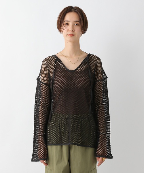 LEPSIM(レプシィム)の「パイピングメッシュプルオーバー 704334(Tシャツ/カットソー・レディース・ブラック/アイボリー・FREE)」の11枚目の写真