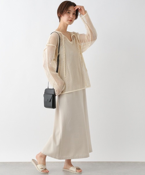 LEPSIM(レプシィム)の「パイピングメッシュプルオーバー 704334(Tシャツ/カットソー・レディース・ブラック/アイボリー・FREE)」の6枚目の写真