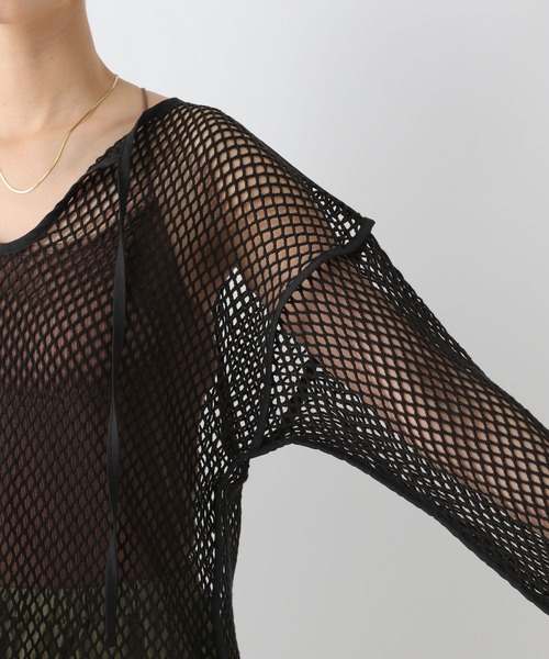 LEPSIM(レプシィム)の「パイピングメッシュプルオーバー 704334(Tシャツ/カットソー・レディース・ブラック/アイボリー・FREE)」の15枚目の写真