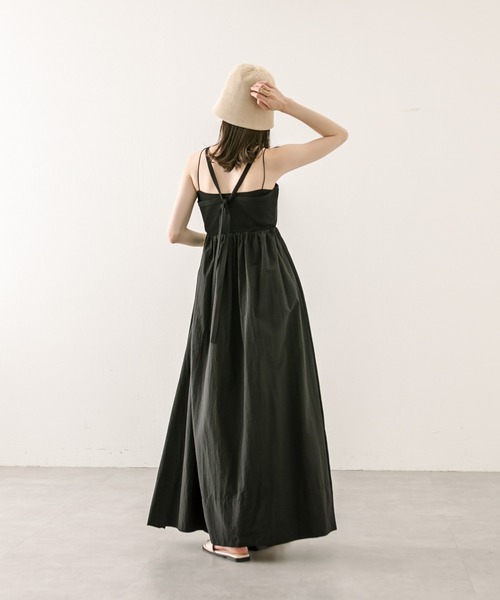 mystic(ミスティック)の「ニット切替キャミワンピース(ワンピース・レディース・ブラック/ブルー/キャメル・1/2)」の19枚目の写真