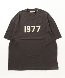 FOG ESSENTIALS 1977LOGO  T-SHIRT エッセンシャルズ 1977ロゴ Tシャツ