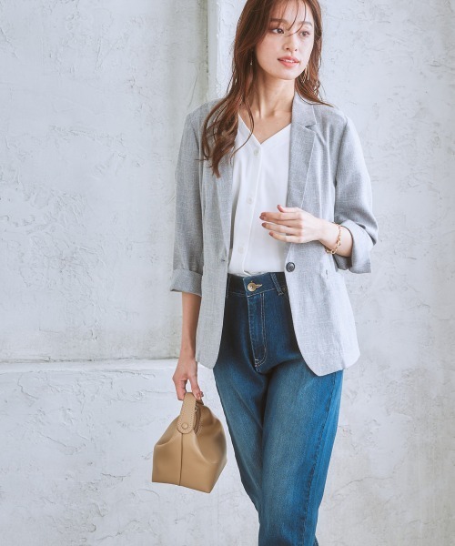 7days Life Styling(セブンデイズライフスタイリング)の「【ひんやり接触冷感】Vネックカットソートップス(Tシャツ/カットソー・レディース・ブラック/ライトグレー/オフホワイト/ネイビー・L/S/M/LL)」の15枚目の写真
