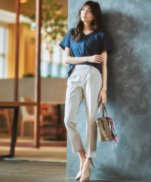 7days Life Styling(セブンデイズライフスタイリング)の「【ひんやり接触冷感】Vネックカットソートップス(Tシャツ/カットソー・レディース・ブラック/ライトグレー/オフホワイト/ネイビー・L/S/M/LL)」の13枚目の写真