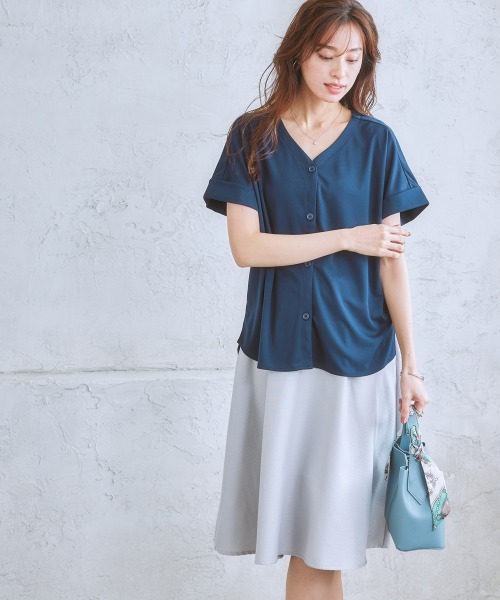 7days Life Styling(セブンデイズライフスタイリング)の「【ひんやり接触冷感】Vネックカットソートップス(Tシャツ/カットソー・レディース・ブラック/ライトグレー/オフホワイト/ネイビー・L/S/M/LL)」の5枚目の写真
