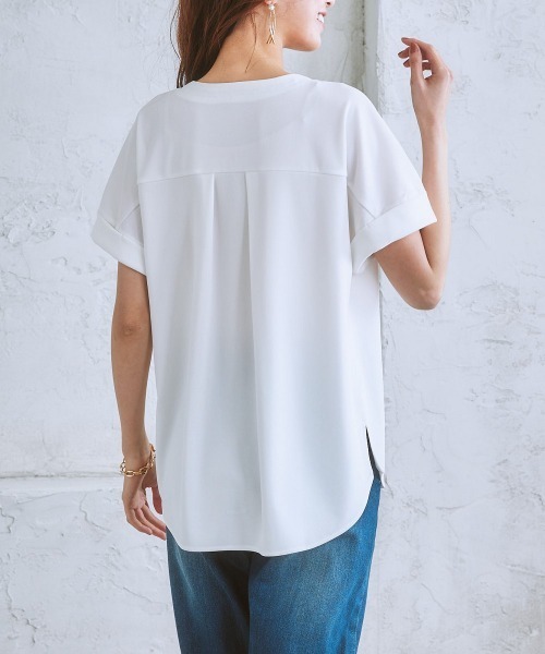 7days Life Styling(セブンデイズライフスタイリング)の「【ひんやり接触冷感】Vネックカットソートップス(Tシャツ/カットソー・レディース・ブラック/ライトグレー/オフホワイト/ネイビー・L/S/M/LL)」の8枚目の写真