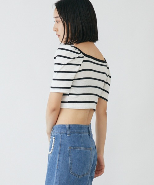 mebole(メボレ)の「パフスリーブクロップド丈ボーダートップス(Tシャツ/カットソー・レディース・ブラック/ホワイト・FREE)」の6枚目の写真
