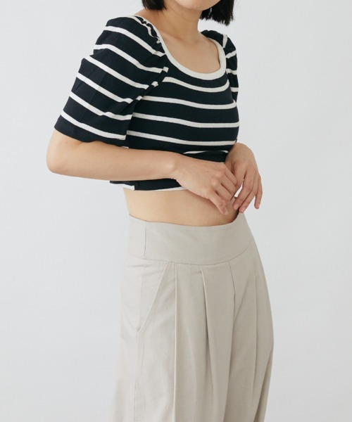mebole(メボレ)の「パフスリーブクロップド丈ボーダートップス(Tシャツ/カットソー・レディース・ブラック/ホワイト・FREE)」の12枚目の写真
